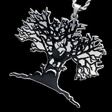 Load image into Gallery viewer, Black 'Harold' Necklace