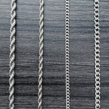 Load image into Gallery viewer, Black 'Posty' Necklace