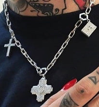 Load image into Gallery viewer, Trinity Necklace