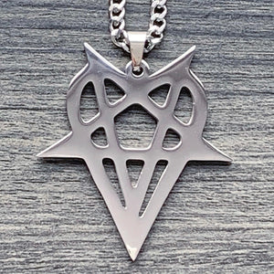 'Heartagram' Necklace