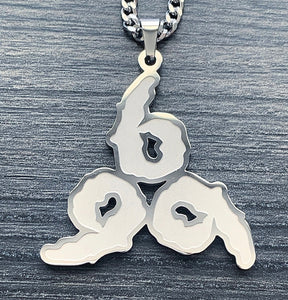 '9 Club' Necklace